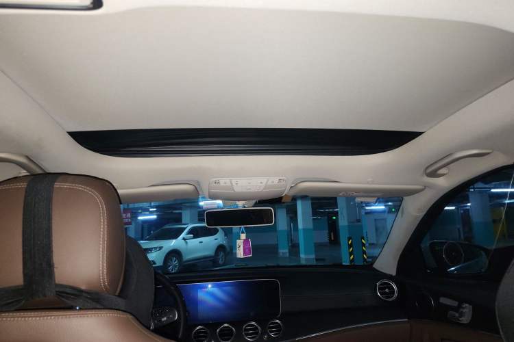 Used Mercedes-Benz E-Class 2019 Restyled E 300 L Sporty and Stylish Edition Headliner