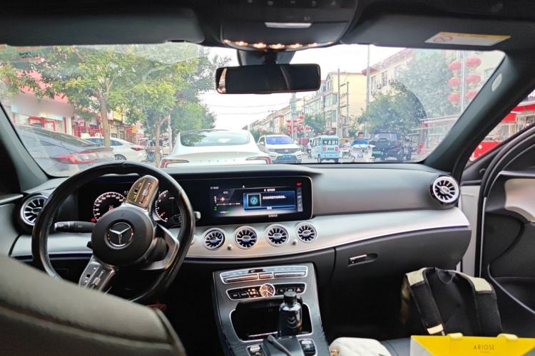Used Mercedes-Benz E-Class 2019 E 260 Sport Edition Headliner