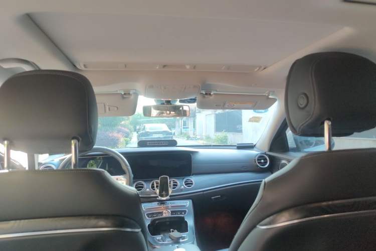 Used Mercedes-Benz E-Class 2019 E 260 L Sport Edition Headliner