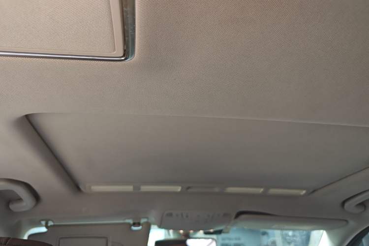 Used Mercedes-Benz E-Class 2019 E 200 L Sport Edition Headliner