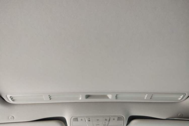 Used Mercedes-Benz E-Class 2019 E 200 L Headliner