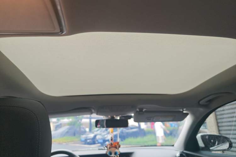 Used Mercedes-Benz E-Class 2019 E 300 L Sporty and Stylish Model Headliner