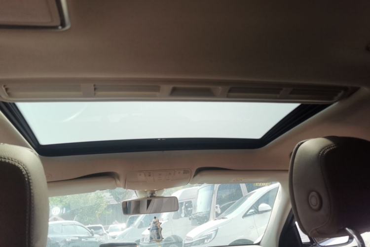 Used Mercedes-Benz E-Class 2019 E 260 L Headliner