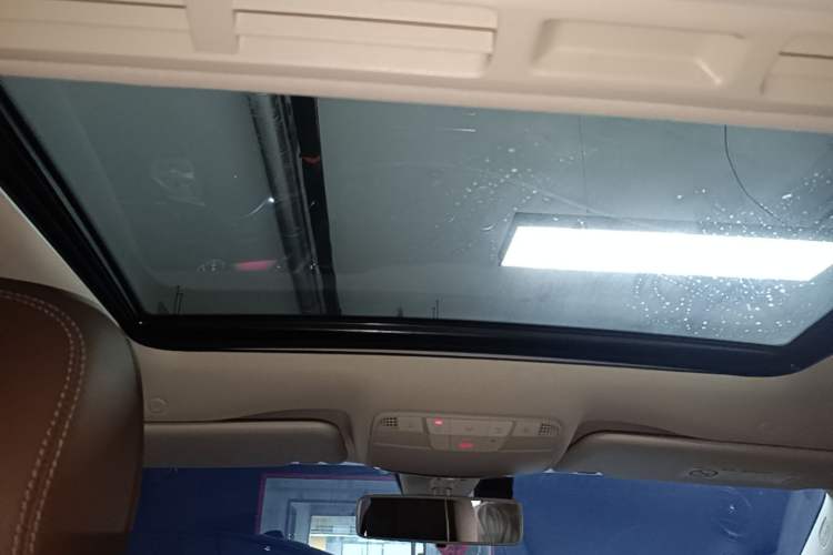 Used Mercedes-Benz E-Class 2019 E 260 L Sport Edition Headliner