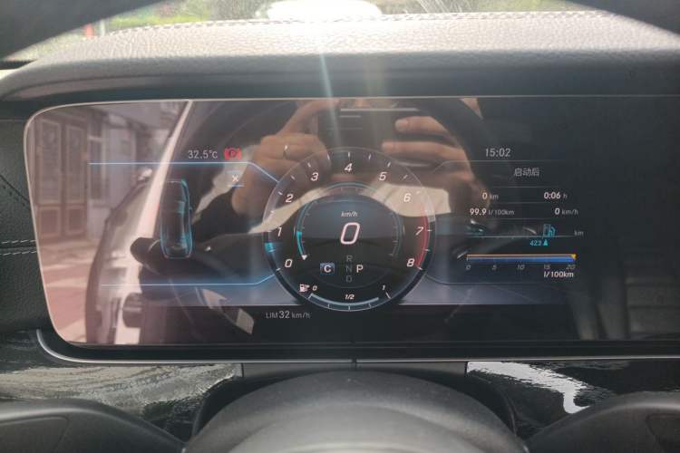 Used Mercedes-Benz E-Class 2019 E 300 L Sporty and Stylish Model Instrument Cluster
