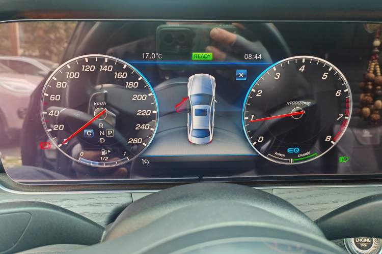 Used Mercedes-Benz E-Class 2019 E 260 L Sport Edition Instrument Cluster