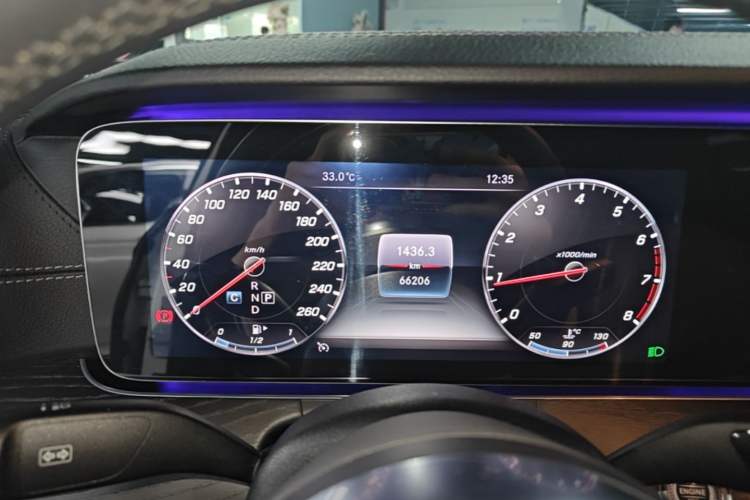 Used Mercedes-Benz E-Class 2019 Restyled E 300 L Sport Luxury Edition Instrument Cluster