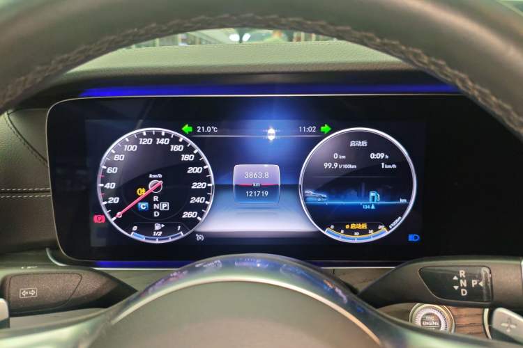Used Mercedes-Benz E-Class 2019 Restyled E 300 L Sporty and Stylish Edition Instrument Cluster
