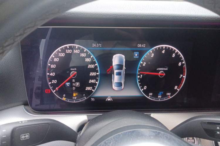 Used Mercedes-Benz E-Class 2019 Restyled E 300 Sport Edition Instrument Cluster