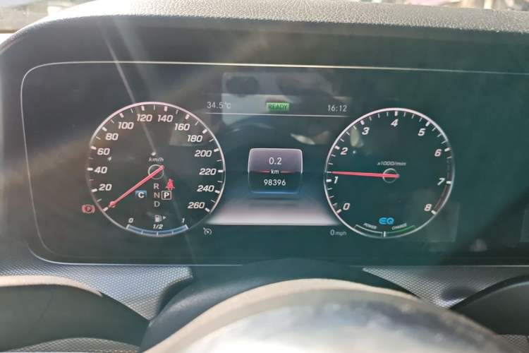 Used Mercedes-Benz E-Class 2019 E 260 Sport Edition 4MATIC Instrument Cluster