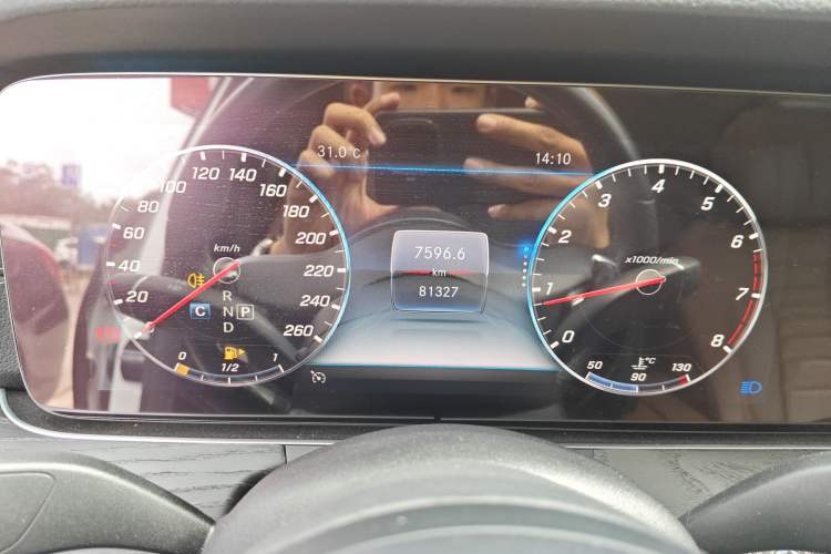Used Mercedes-Benz E-Class 2019 Restyled E 300 L Sporty and Stylish Edition Instrument Cluster