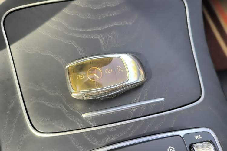 Used Mercedes-Benz E-Class 2019 E 260 Sport Edition Interior 1