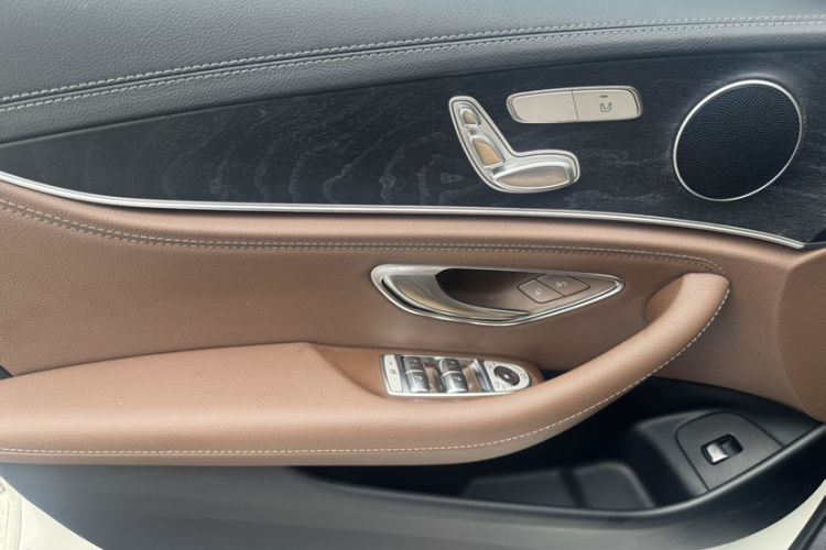 Used Mercedes-Benz E-Class 2019 E 200 L Sport Edition Interior 1