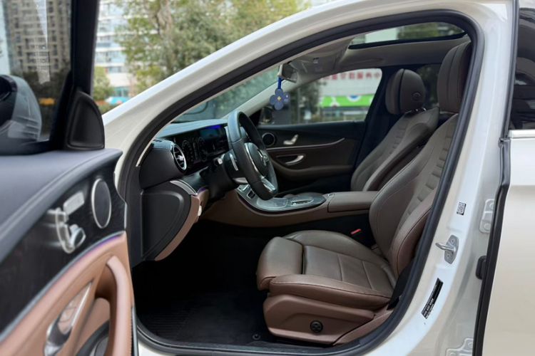 Used Mercedes-Benz E-Class 2019 E 200 L Sport Edition Interior 2