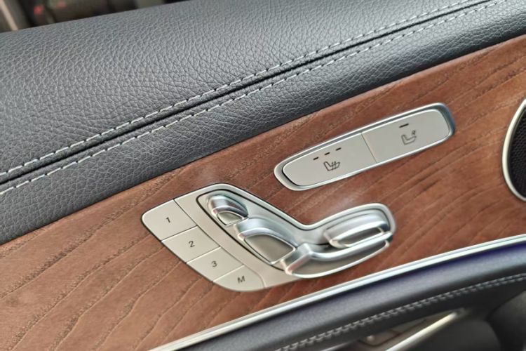 Used Mercedes-Benz E-Class 2019 E 300 L Stylish Model Interior 2