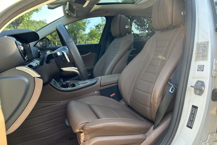 Used Mercedes-Benz E-Class 2019 E 200 L Sport Edition Interior 2