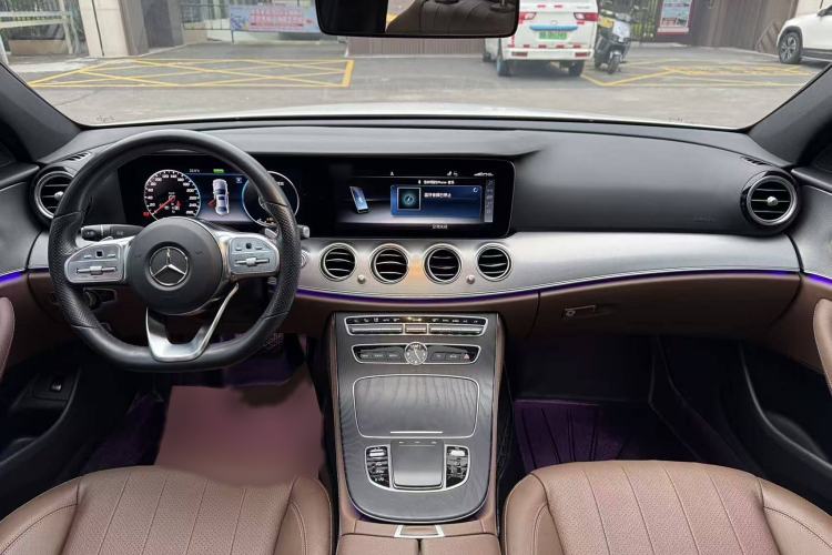 Used Mercedes-Benz E-Class 2019 E 260 Sport Edition Interior 2