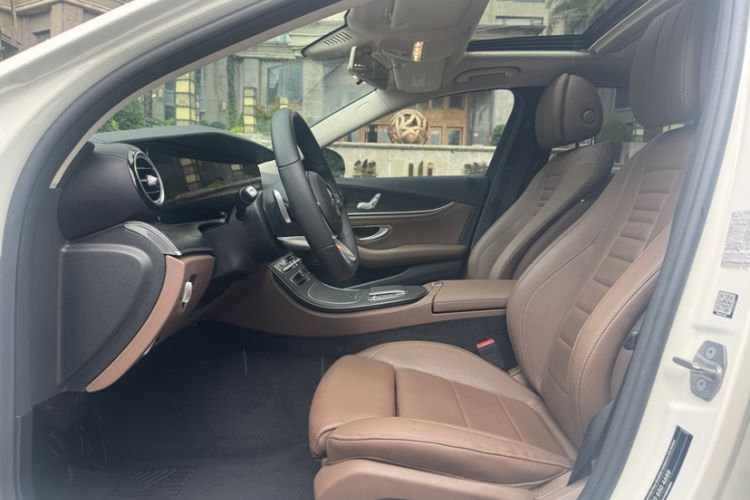 Used Mercedes-Benz E-Class 2019 E 200 L Sport Edition Interior 2
