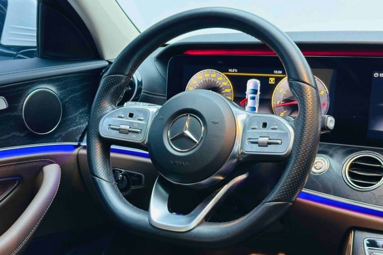 Used Mercedes-Benz E-Class 2019 E 200 L Sport Edition Interior 2