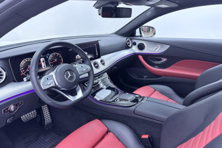Used Mercedes-Benz E-Class 2019 E 200 Coupe Interior 3