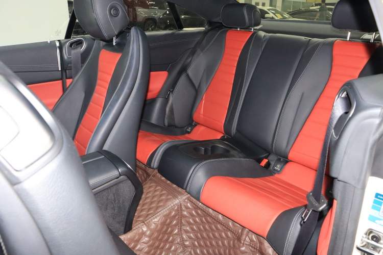 Used Mercedes-Benz E-Class 2019 E 200 Coupe Interior 3