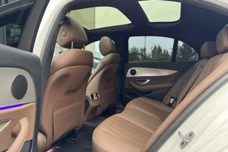 Used Mercedes-Benz E-Class 2019 E 260 Sport Edition Interior 3