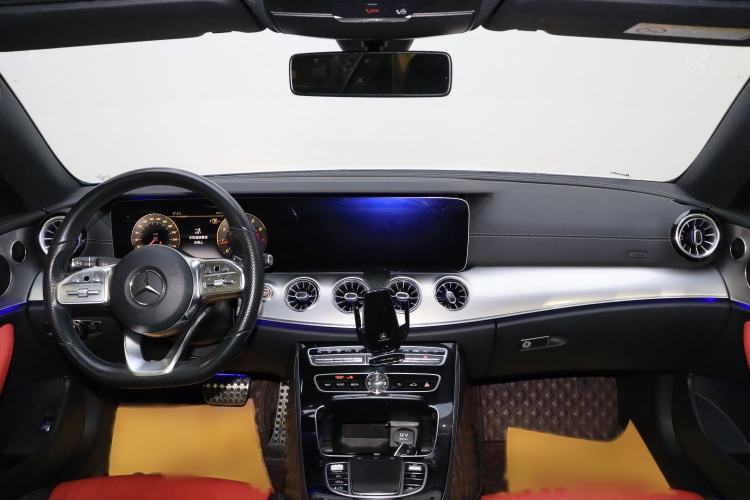 Used Mercedes-Benz E-Class 2019 E 200 Coupe Interior 4