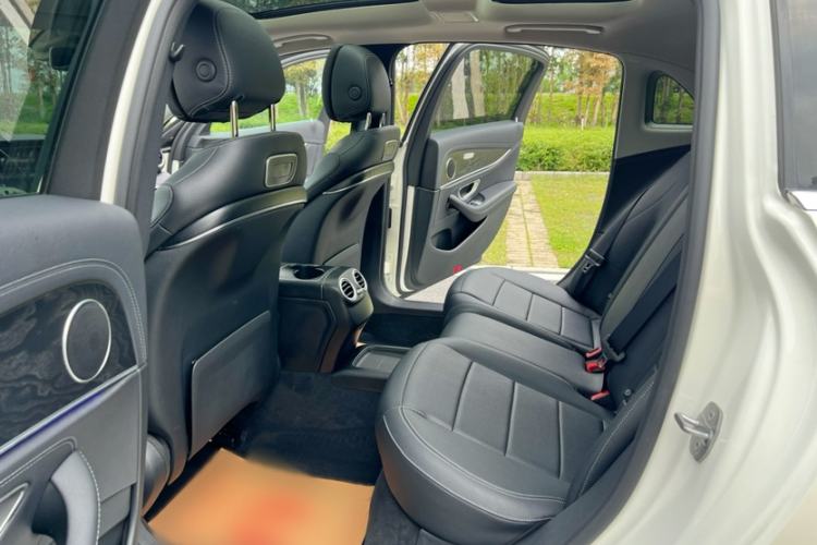 Used Mercedes-Benz E-Class 2019 E 200 L Sport Edition Interior 5