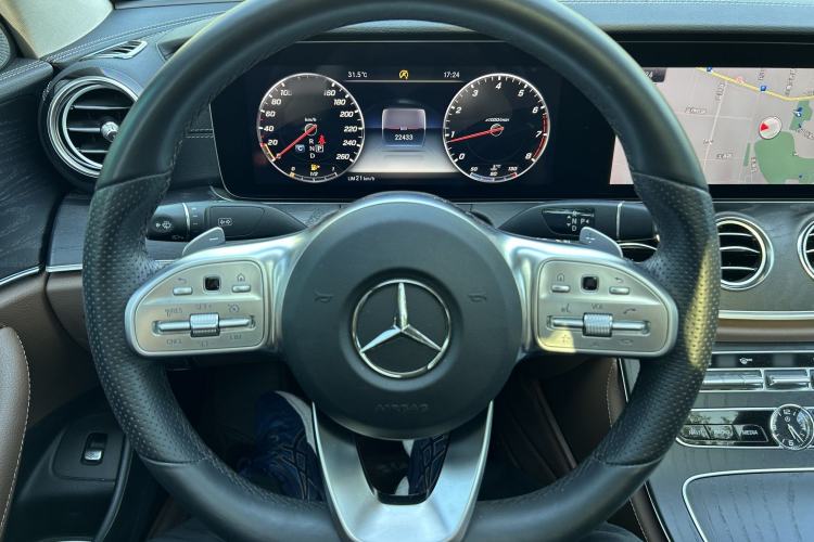 Used Mercedes-Benz E-Class 2019 E 200 L Sport Edition Interior 8