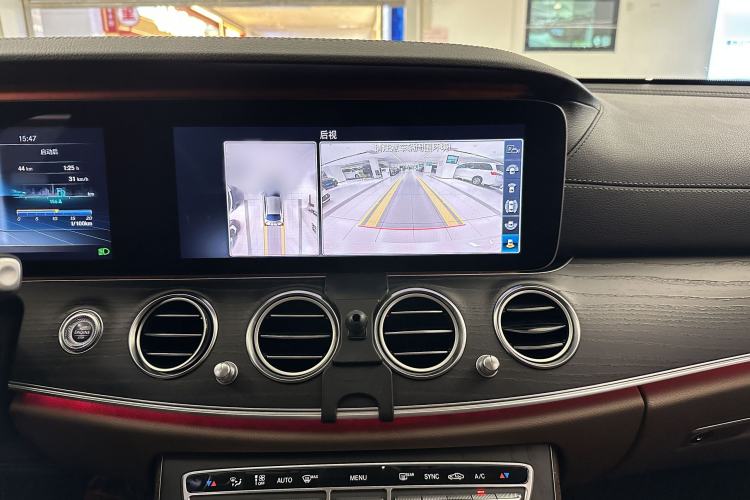 Used Mercedes-Benz E-Class 2019 Restyled E 300 L Sporty and Stylish Edition Interior 8