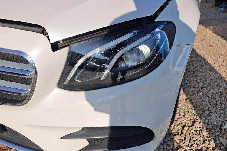 Used Mercedes-Benz E-Class 2019 E 260 L Sport Edition Left Front Headlight