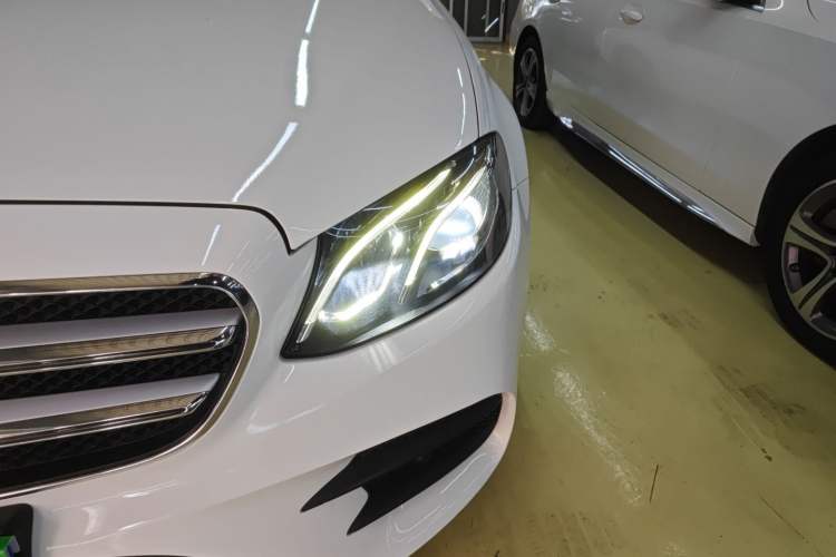 Used Mercedes-Benz E-Class 2019 E 200 L Sport Edition Left Front Headlight
