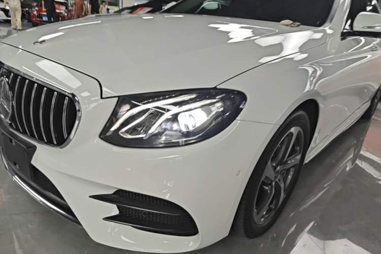 Used Mercedes-Benz E-Class 2019 Restyled E 300 L Sport Luxury Edition Left Front Headlight