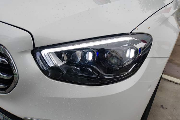 Used Mercedes-Benz E-Class 2019 Restyled E 300 L Sporty and Stylish Edition Left Front Headlight