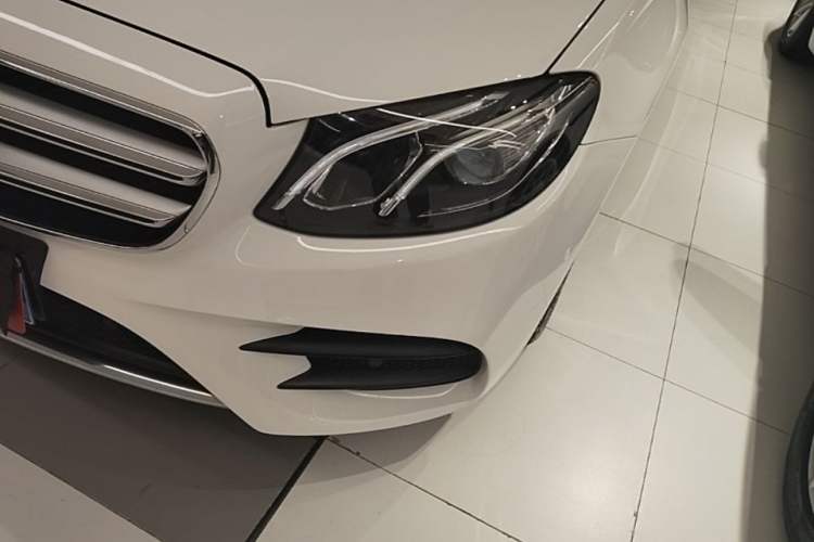 Used Mercedes-Benz E-Class 2019 Restyled E 300 L Sporty and Stylish Edition Left Front Headlight