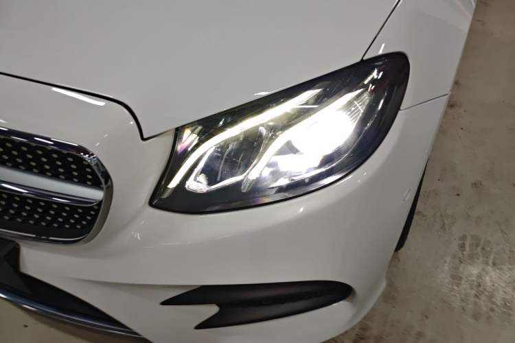 Used Mercedes-Benz E-Class 2019 E 200 Coupe Left Front Headlight
