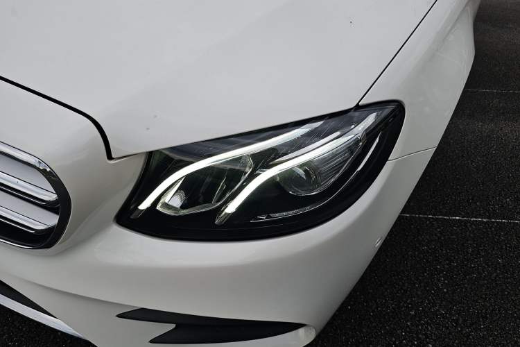 Used Mercedes-Benz E-Class 2019 Restyled E 300 L Sporty and Stylish Edition Left Front Headlight