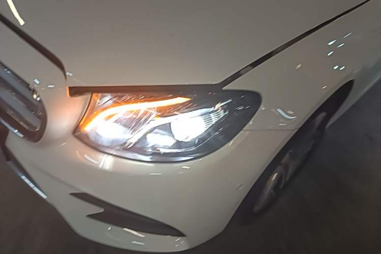 Used Mercedes-Benz E-Class 2019 E 200 L Sport Edition Left Front Headlight