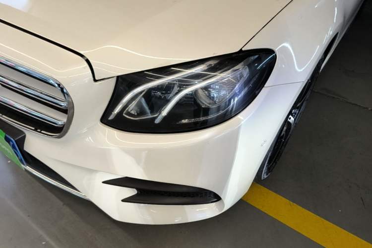 Used Mercedes-Benz E-Class 2019 E 300 L Sport Luxury Edition Left Front Headlight