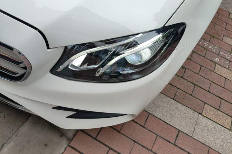 Used Mercedes-Benz E-Class 2019 Restyled E 300 L Sport Luxury Edition Left Front Headlight