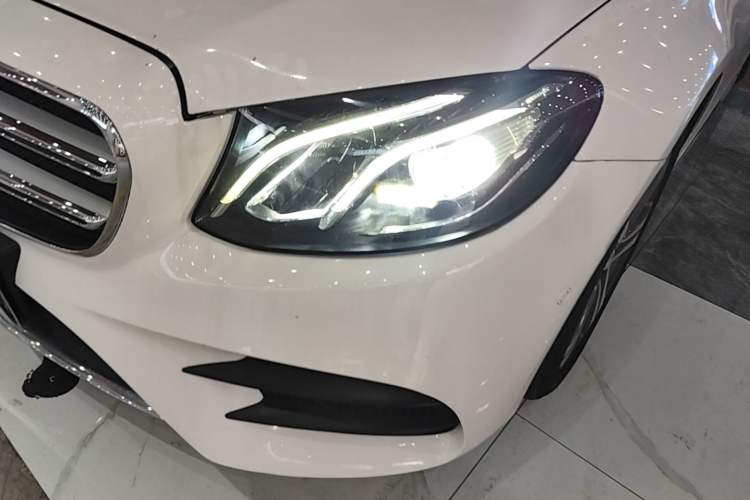 Used Mercedes-Benz E-Class 2019 E 200 L Sport Edition Left Front Headlight