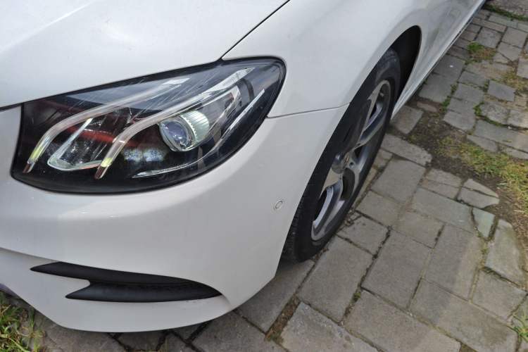 Used Mercedes-Benz E-Class 2019 Restyled E 300 L Sporty and Stylish Edition Left Front Headlight