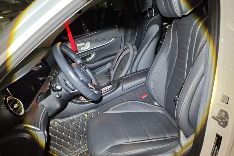 Used Mercedes-Benz E-Class 2019 Restyled E 300 L Sport Luxury Edition Left Front Seat