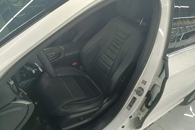 Used Mercedes-Benz E-Class 2019 E 300 L Sporty and Stylish Model Left Front Seat