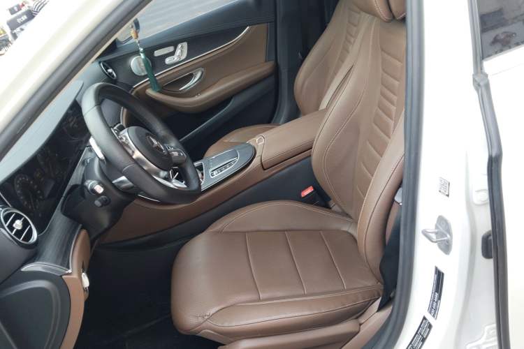 Used Mercedes-Benz E-Class 2019 Restyled E 300 L Sport Luxury Edition Left Front Seat