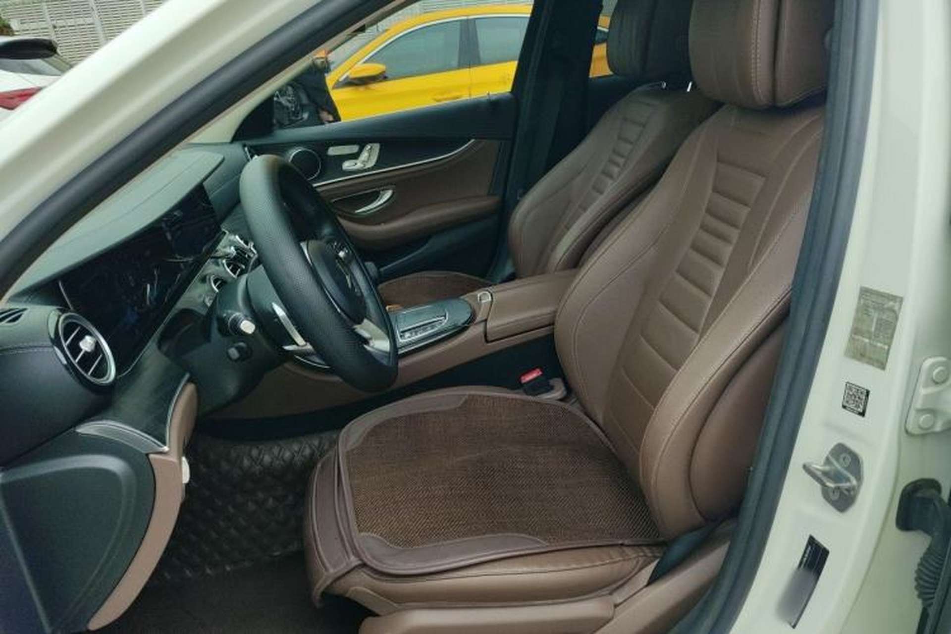 Used Mercedes-Benz E-Class 2019 E 300 L Sport Luxury Edition Left Front Seat