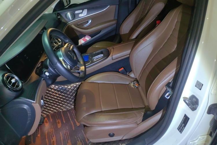 Used Mercedes-Benz E-Class 2019 Restyled E 300 L Sport Luxury Edition Left Front Seat