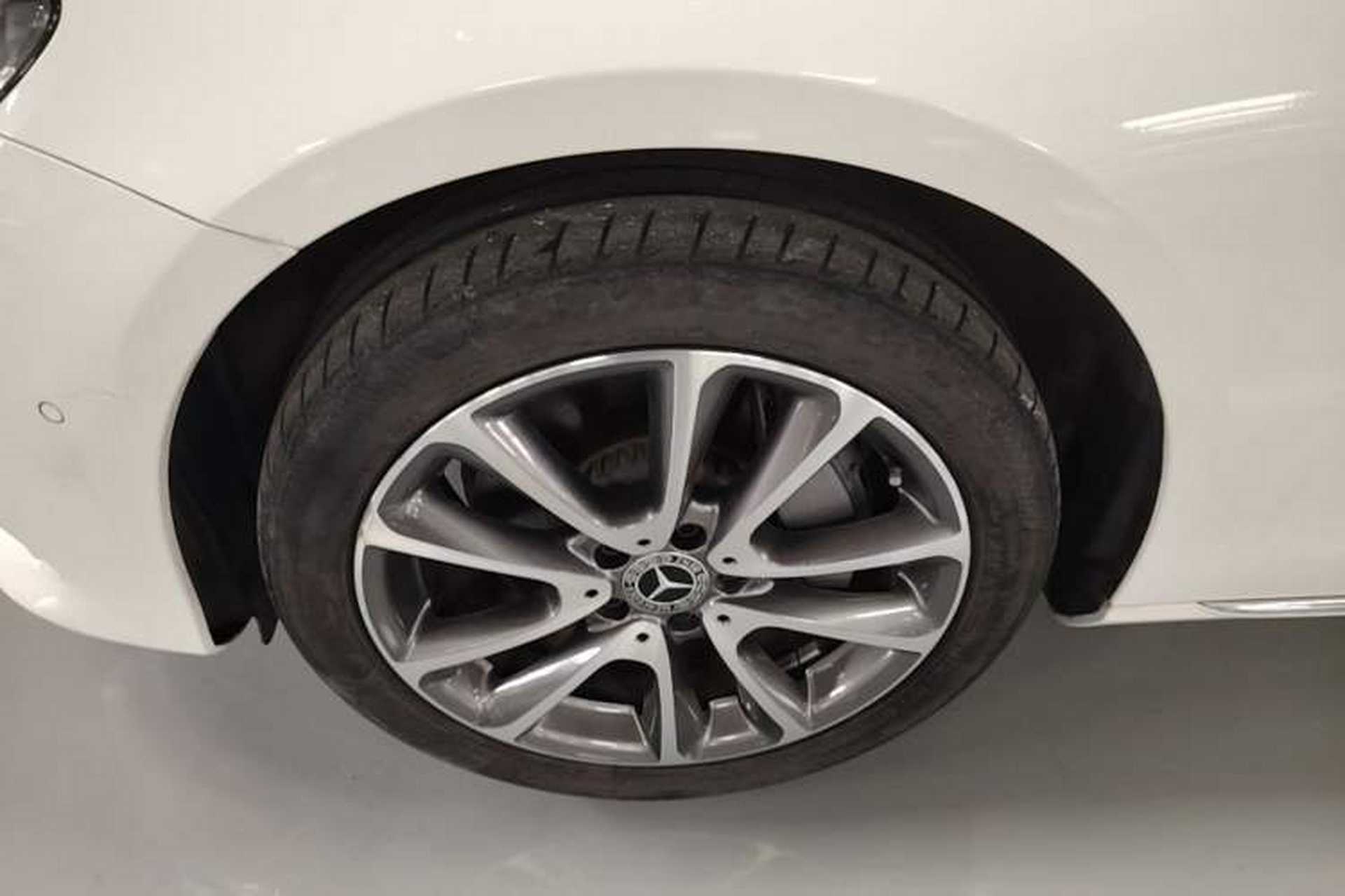 Used Mercedes-Benz E-Class 2019 E 300 L Luxury Model Left Front Wheel Hub