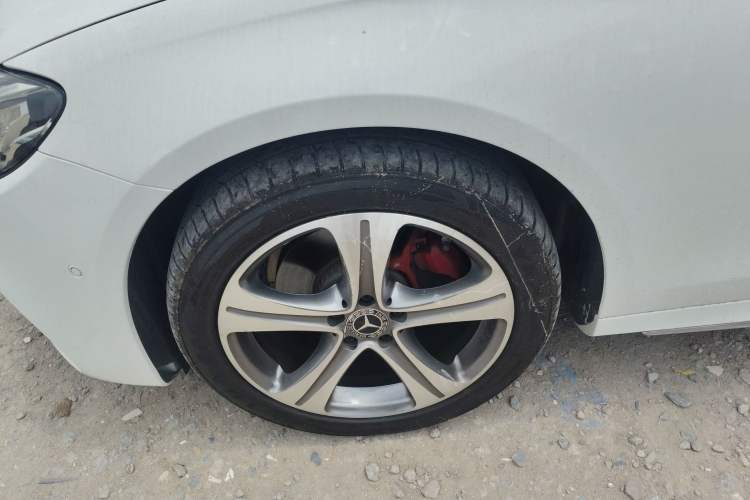 Used Mercedes-Benz E-Class 2019 E 260 L Sport Edition Left Front Wheel Hub