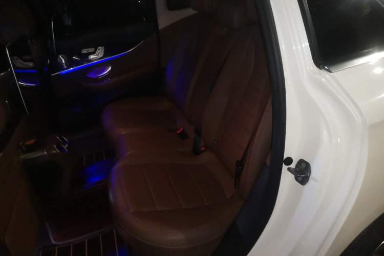 Used Mercedes-Benz E-Class 2019 Restyled E 300 L Sport Luxury Edition Left Rear Seat